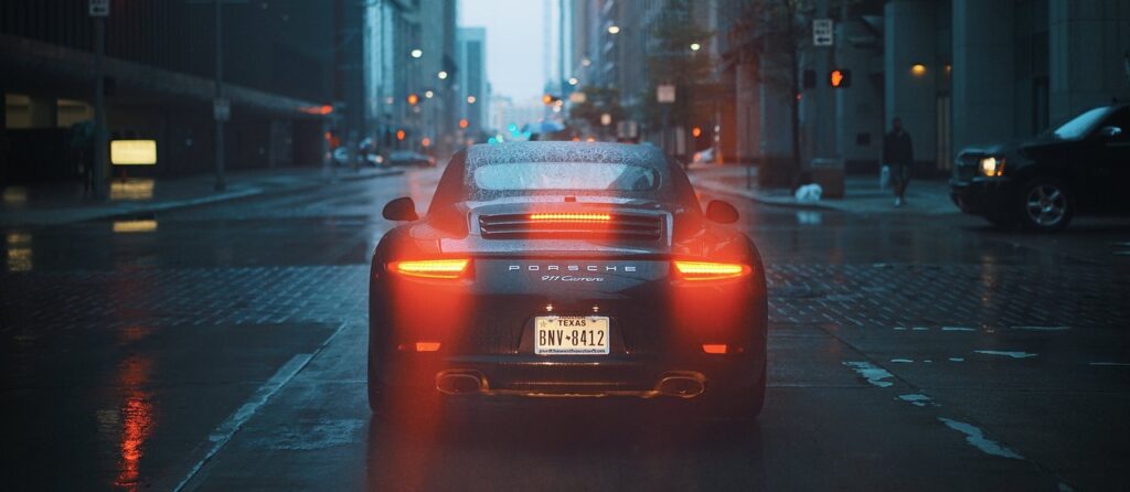 porsche, car, brake lights-1851246.jpg